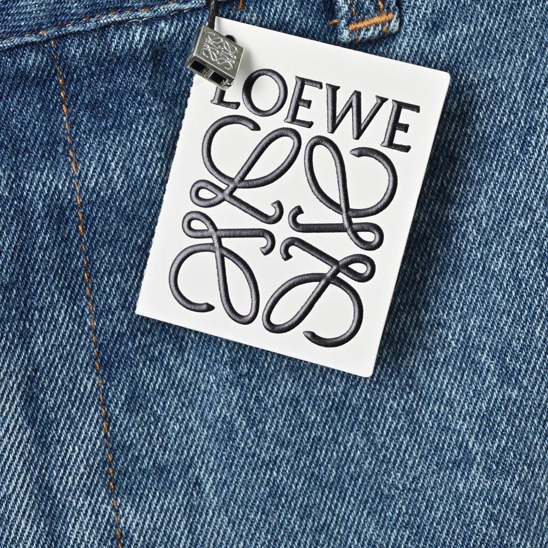 Loewe 罗意威 Anagram单宁牛仔短裤 定制蓝绸密棉牛仔布