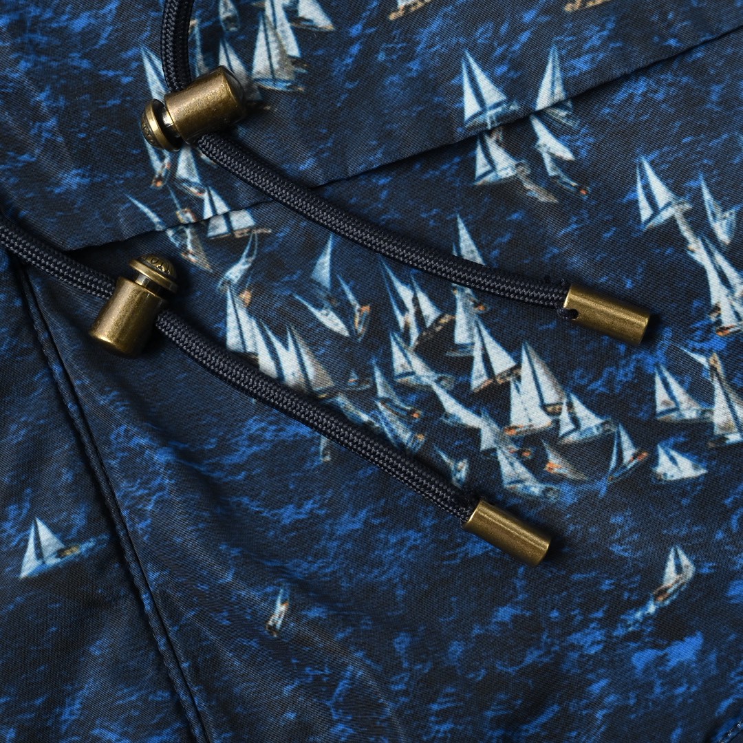 Louis Vuitton 路易威登 25SS 印花防风夹克外套-Chinese UA Cheap High Quatity Brand Clothes Bags handbags Sneakers wholesale wholesaler seller from China Factory suppliers Fashion Clothing Shoes best Quality Beautiful Price Louis Vuitton 路易威登 25SS 印花防风夹克外套