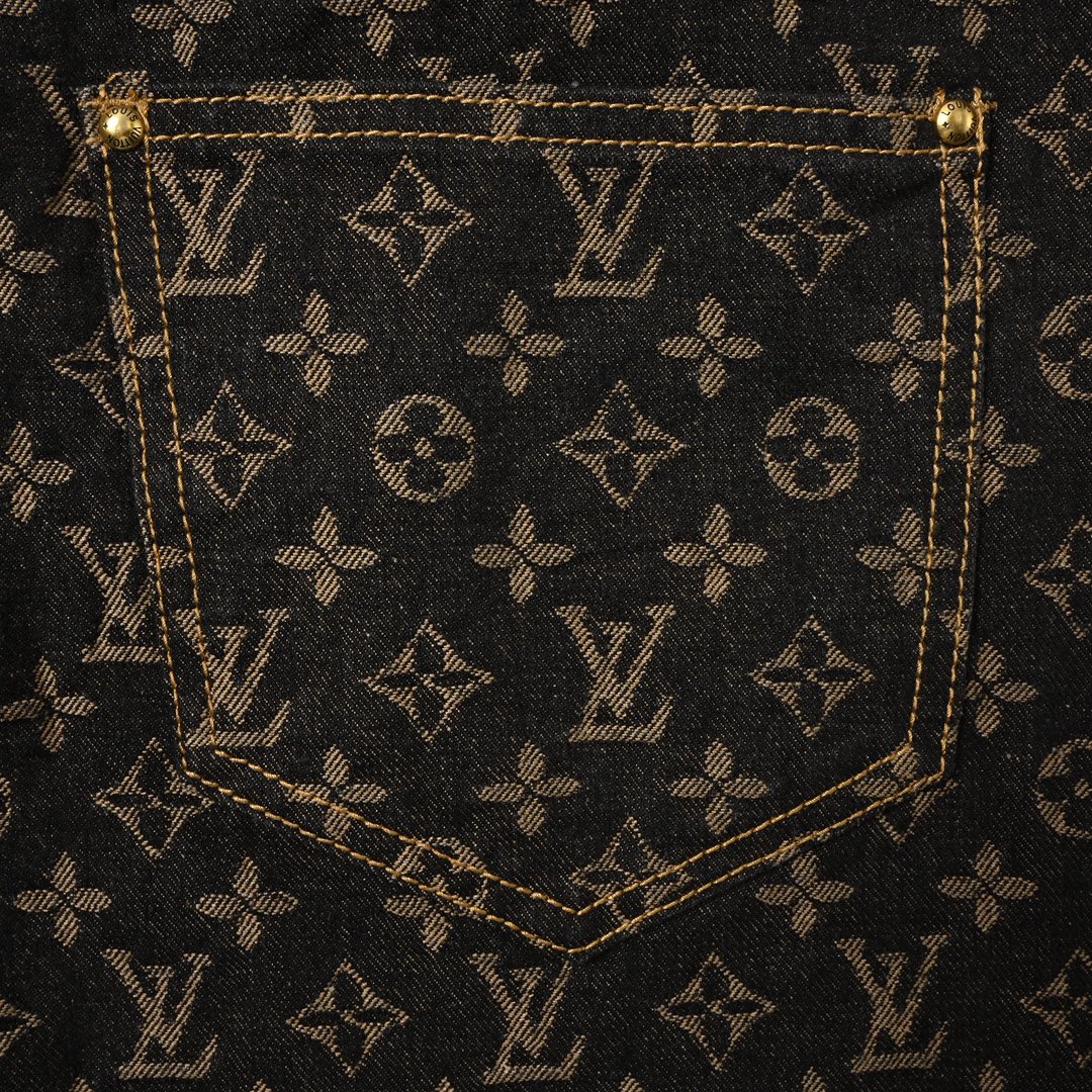 Louis Vuitton 路易威登 满印咖色牛仔裤-Chinese UA Cheap High Quatity Brand Clothes Bags handbags Sneakers wholesale wholesaler seller from China Factory suppliers Fashion Clothing Shoes best Quality Beautiful Price Louis Vuitton 路易威登 满印咖色牛仔裤