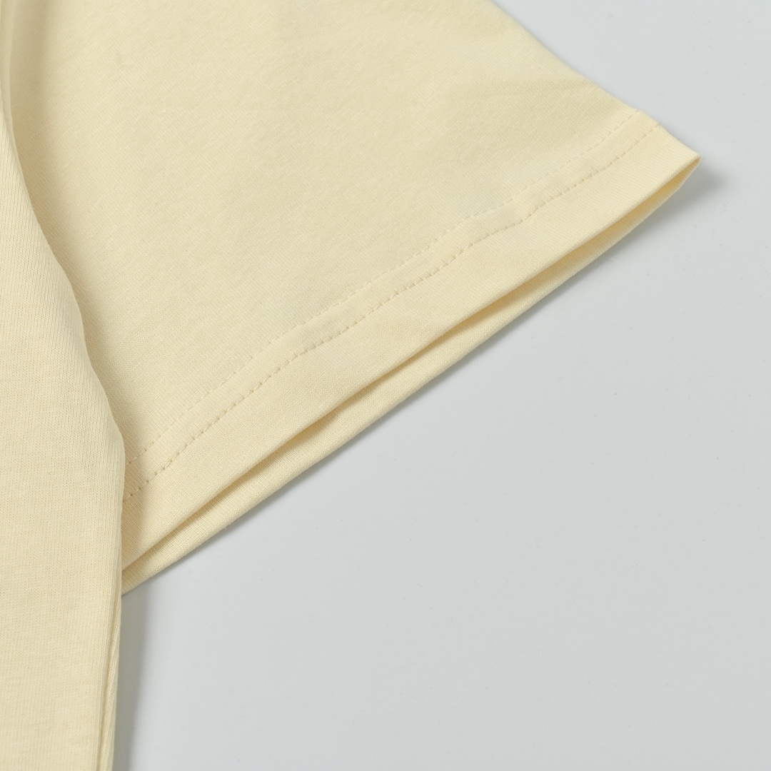 Gucci 古驰 卡通高克重短袖T恤-Chinese UA Cheap High Quatity Brand Clothes Bags handbags Sneakers wholesale wholesaler seller from China Factory suppliers Fashion Clothing Shoes best Quality Beautiful Price Gucci 古驰 卡通高克重短袖T恤