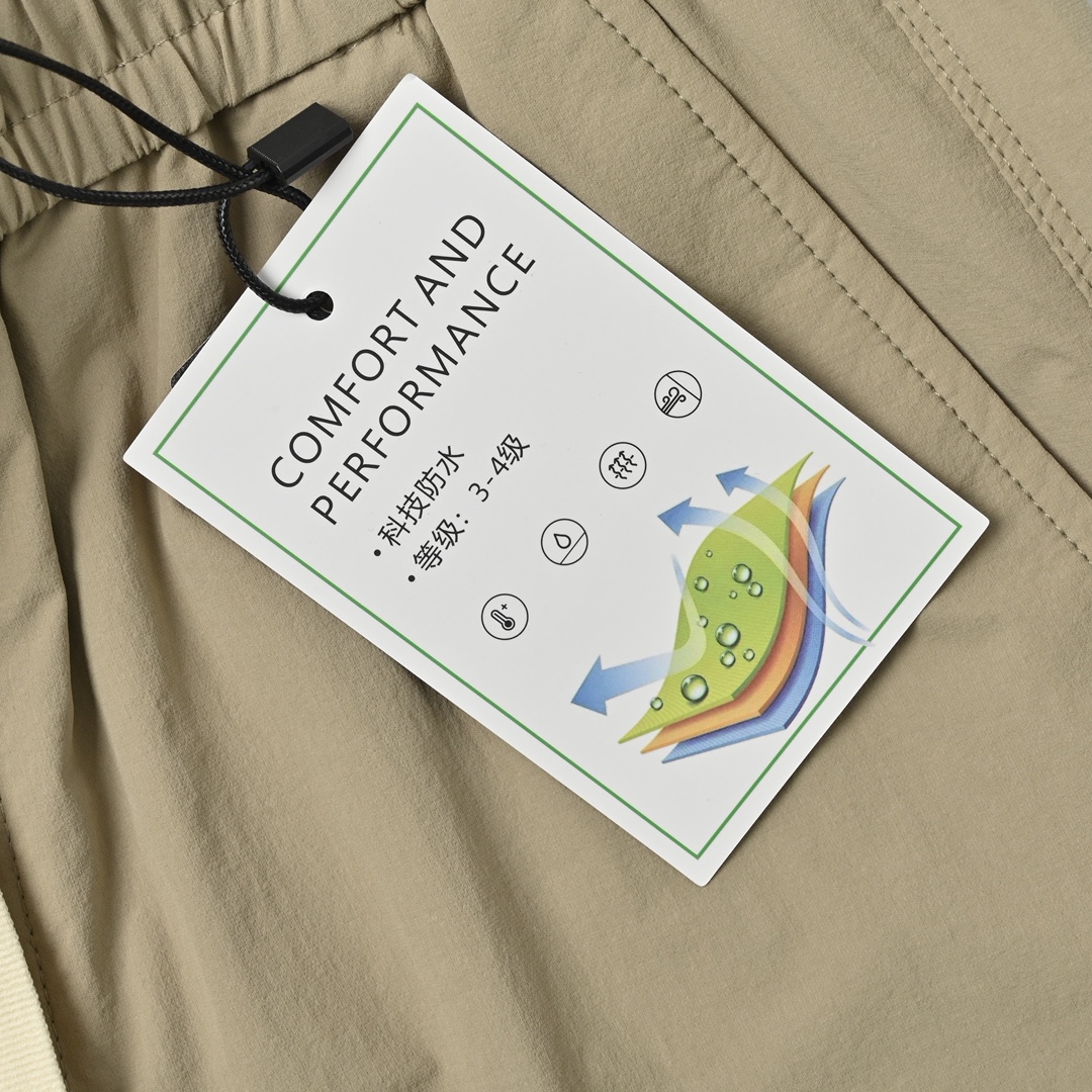 Alo 吸汗系列logo小标运动短裤-Chinese UA Cheap High Quatity Brand Clothes Bags handbags Sneakers wholesale wholesaler seller from China Factory suppliers Fashion Clothing Shoes best Quality Beautiful Price Alo 吸汗系列logo小标运动短裤