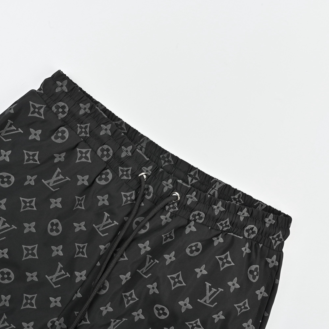 LOUIS VUITTON/路易威登 满印老花沙滩短裤