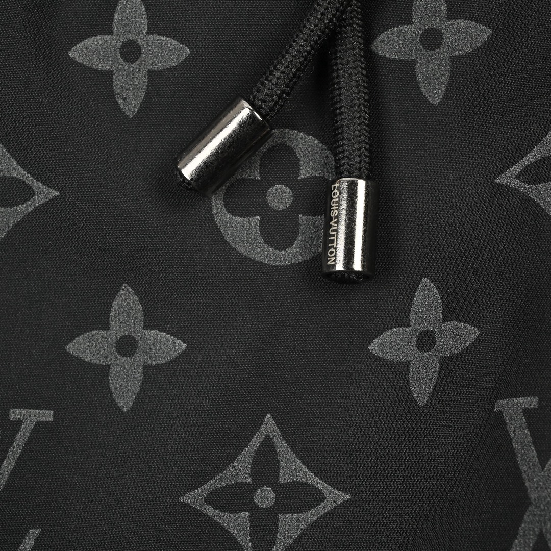 LOUIS VUITTON/路易威登 满印老花沙滩短裤