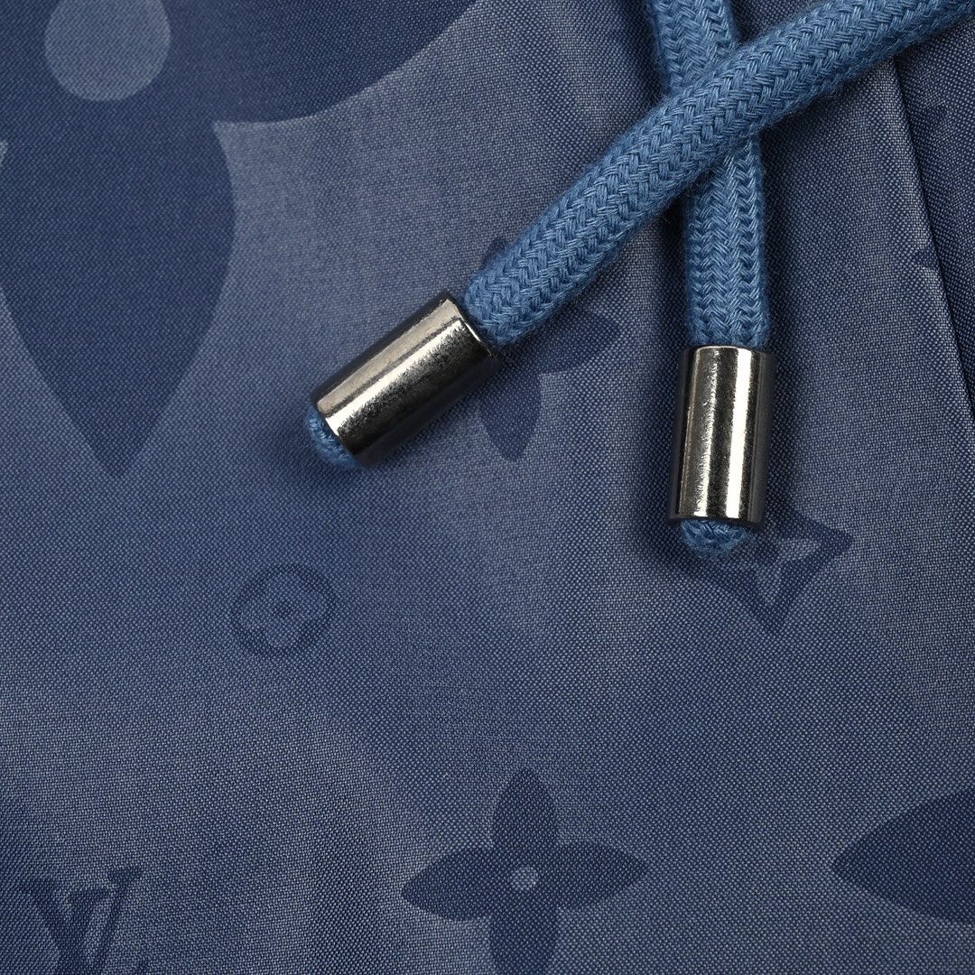 Louis Vuitton/路易威登 经典暗纹老花提花沙滩短裤-Chinese UA Cheap High Quatity Brand Clothes Bags handbags Sneakers wholesale wholesaler seller from China Factory suppliers Fashion Clothing Shoes best Quality Beautiful Price Louis Vuitton/路易威登 经典暗纹老花提花沙滩短裤