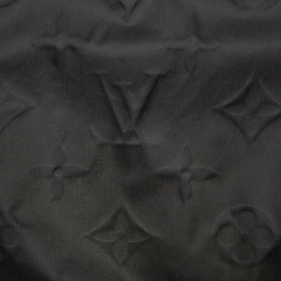 Louis Vuitton 路易威登 满印连帽夹克风衣外套 风衣这款LV连帽夹克