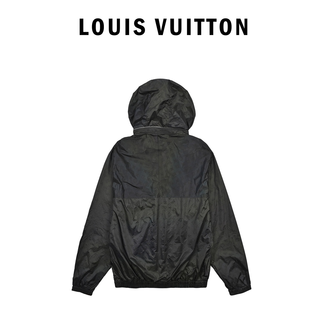 Louis Vuitton 路易威登 满印连帽夹克风衣外套 风衣这款LV连帽夹克