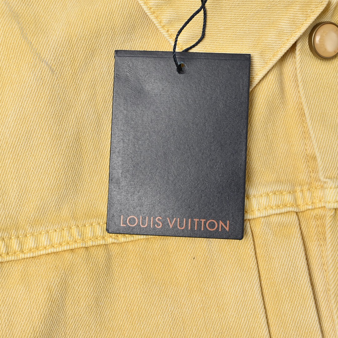 Louis Vuitton 路易威登 压花浮雕口袋牛仔外套-Chinese UA Cheap High Quatity Brand Clothes Bags handbags Sneakers wholesale wholesaler seller from China Factory suppliers Fashion Clothing Shoes best Quality Beautiful Price Louis Vuitton 路易威登 压花浮雕口袋牛仔外套