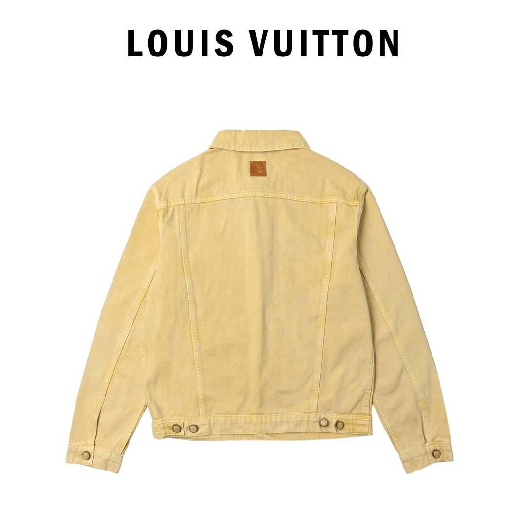 Louis Vuitton 路易威登 压花浮雕口袋牛仔外套-Chinese UA Cheap High Quatity Brand Clothes Bags handbags Sneakers wholesale wholesaler seller from China Factory suppliers Fashion Clothing Shoes best Quality Beautiful Price Louis Vuitton 路易威登 压花浮雕口袋牛仔外套