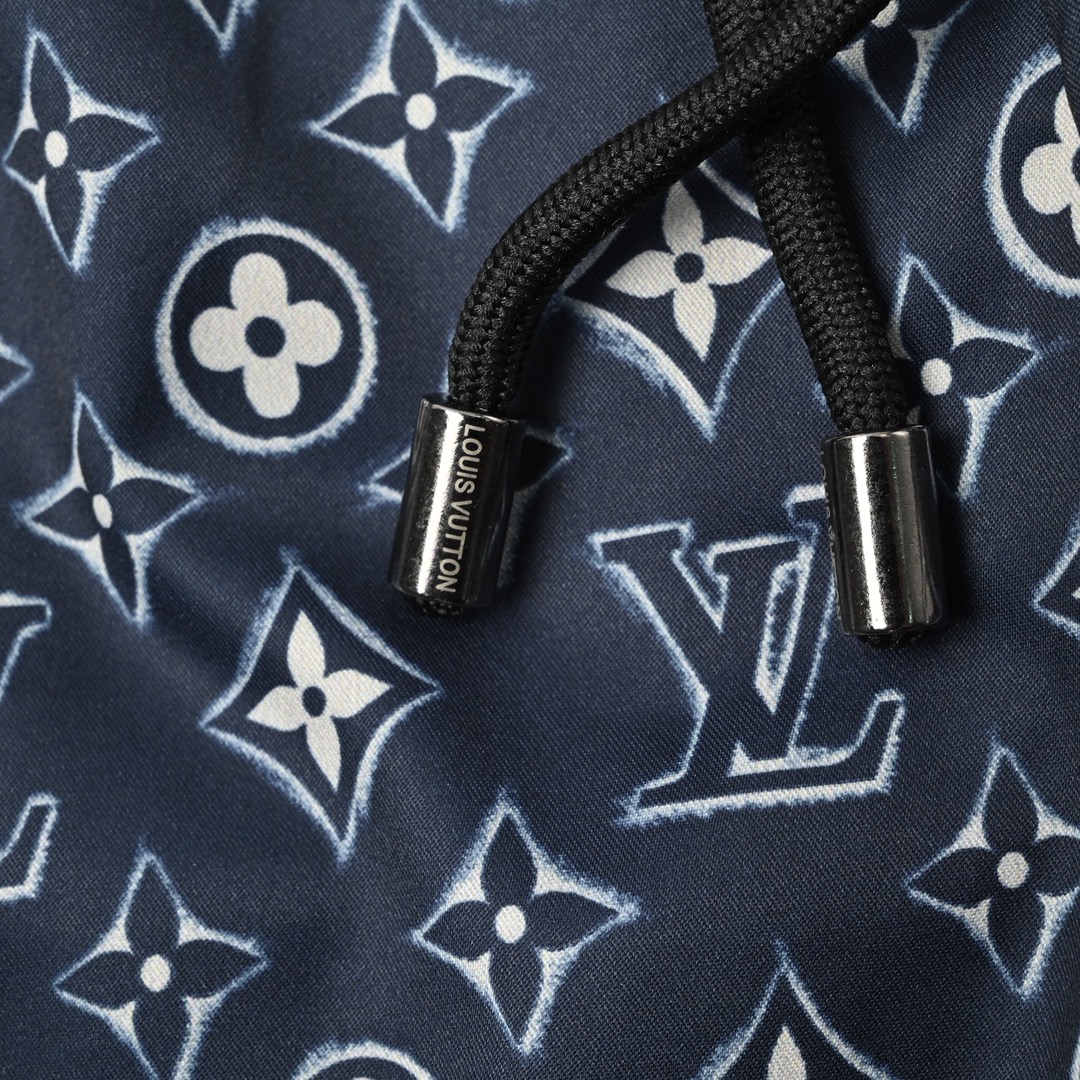 Louis Vuitton/路易威登 满印老花提花沙滩短裤
