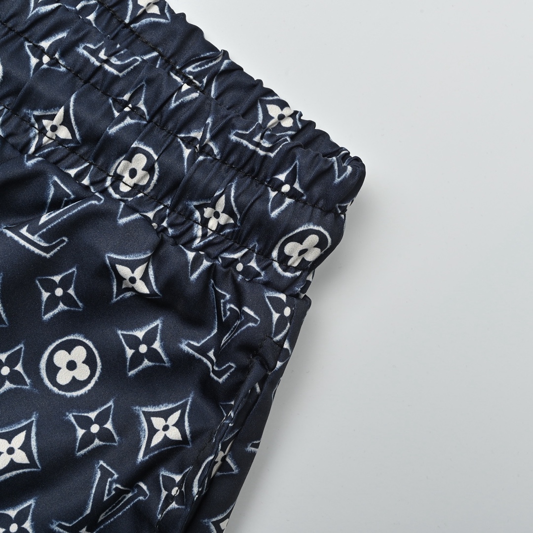 Louis Vuitton/路易威登 满印老花提花沙滩短裤