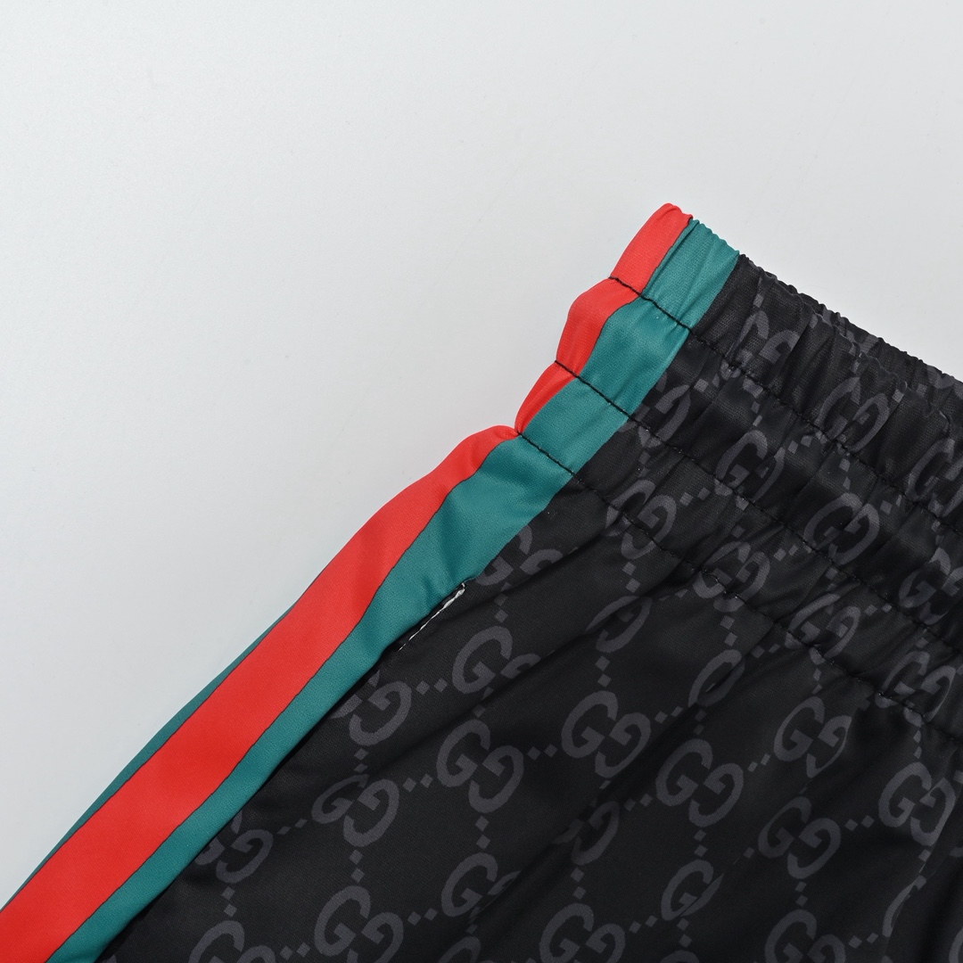 Gucci 古驰 侧面织带提花沙滩短裤-Chinese UA Cheap High Quatity Brand Clothes Bags handbags Sneakers wholesale wholesaler seller from China Factory suppliers Fashion Clothing Shoes best Quality Beautiful Price Gucci 古驰 侧面织带提花沙滩短裤
