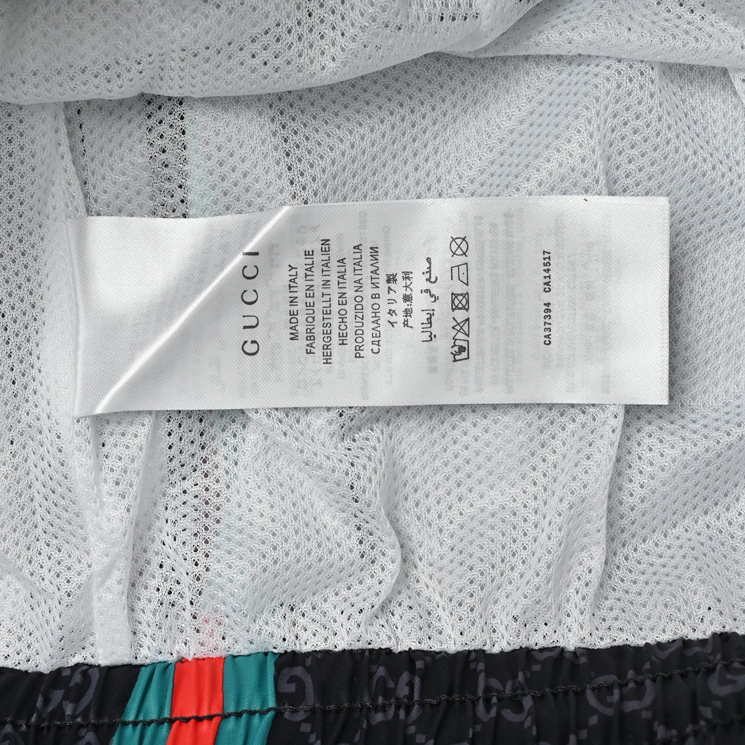 Gucci 古驰 侧面织带提花沙滩短裤-Chinese UA Cheap High Quatity Brand Clothes Bags handbags Sneakers wholesale wholesaler seller from China Factory suppliers Fashion Clothing Shoes best Quality Beautiful Price Gucci 古驰 侧面织带提花沙滩短裤