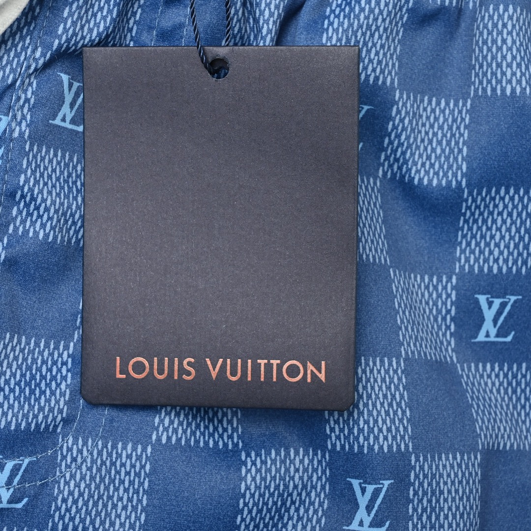 Louis Vuitton 棋盘格满印提花沙滩短裤