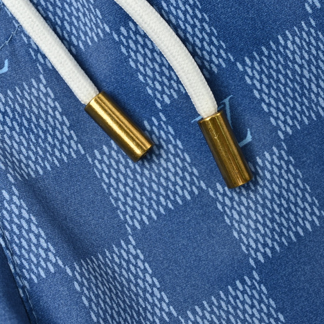 Louis Vuitton 棋盘格满印提花沙滩短裤