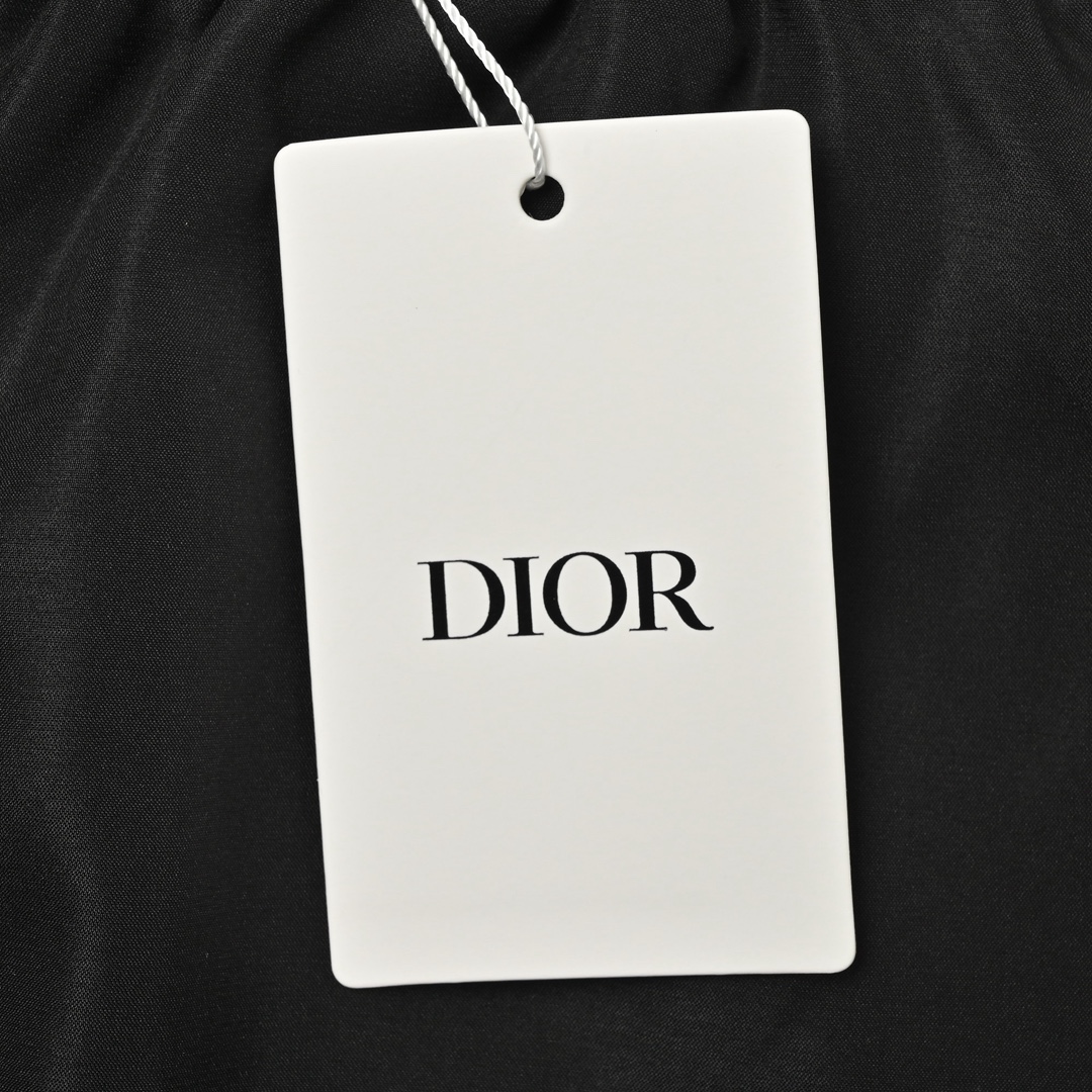 Dior 迪奥 刺绣字母后口袋沙滩短裤