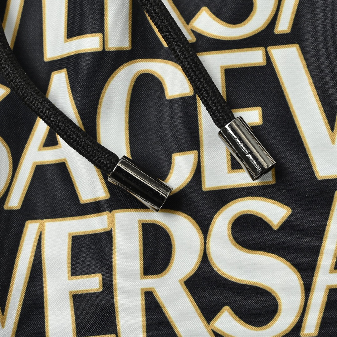 Versace 范思哲 满印沙滩短裤