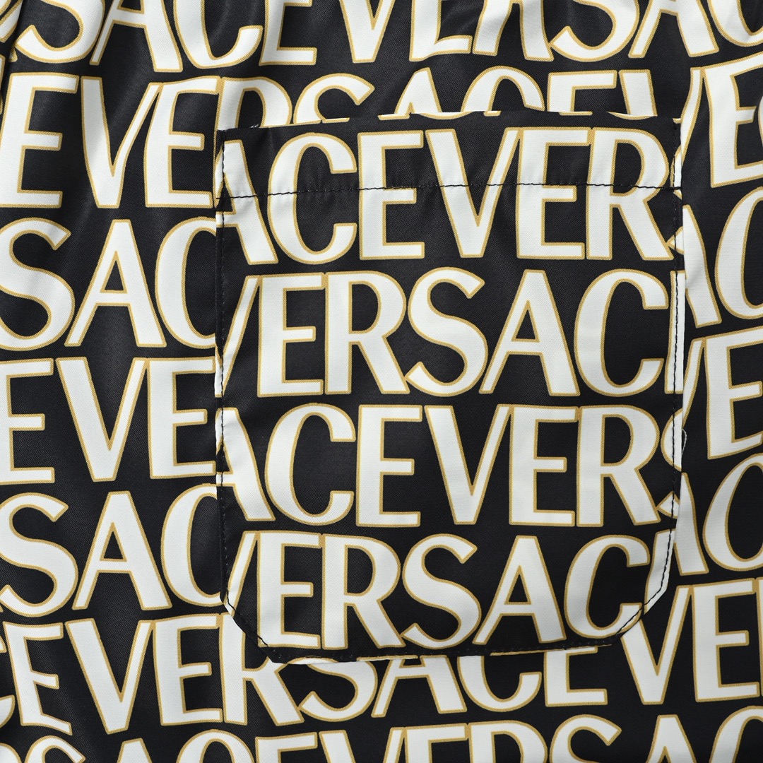 Versace 范思哲 满印沙滩短裤