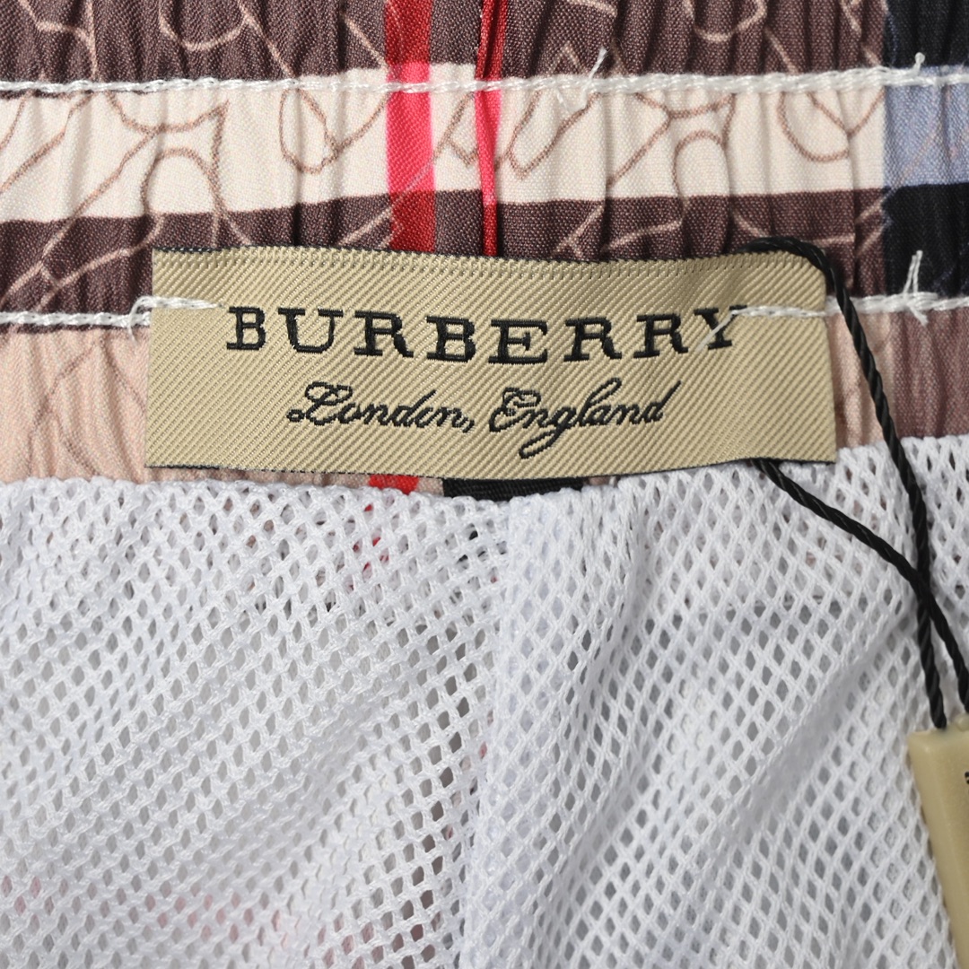 Burberry/巴宝莉 经典大格子沙滩短裤