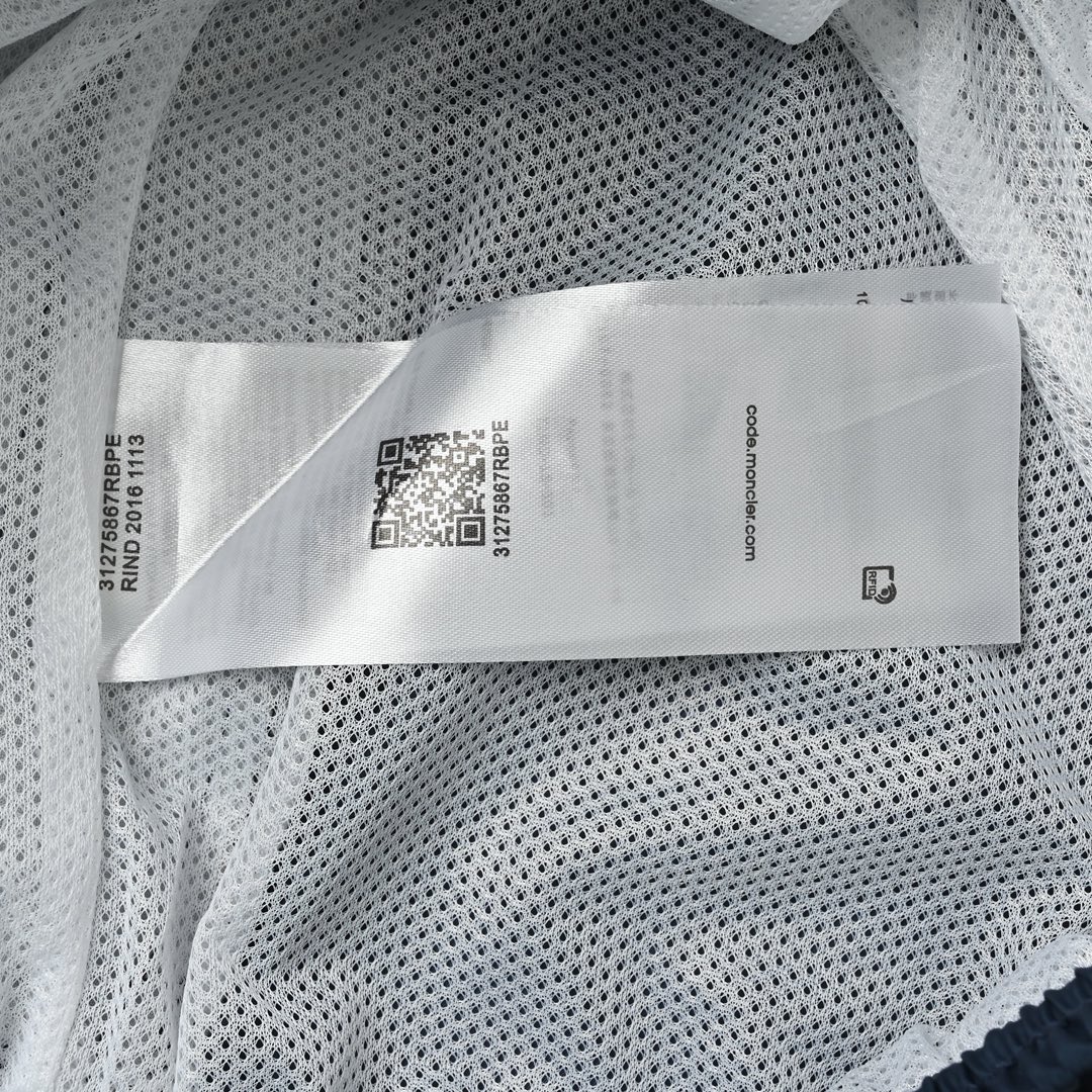 Moncler/蒙口 25ss 小标识沙滩短裤