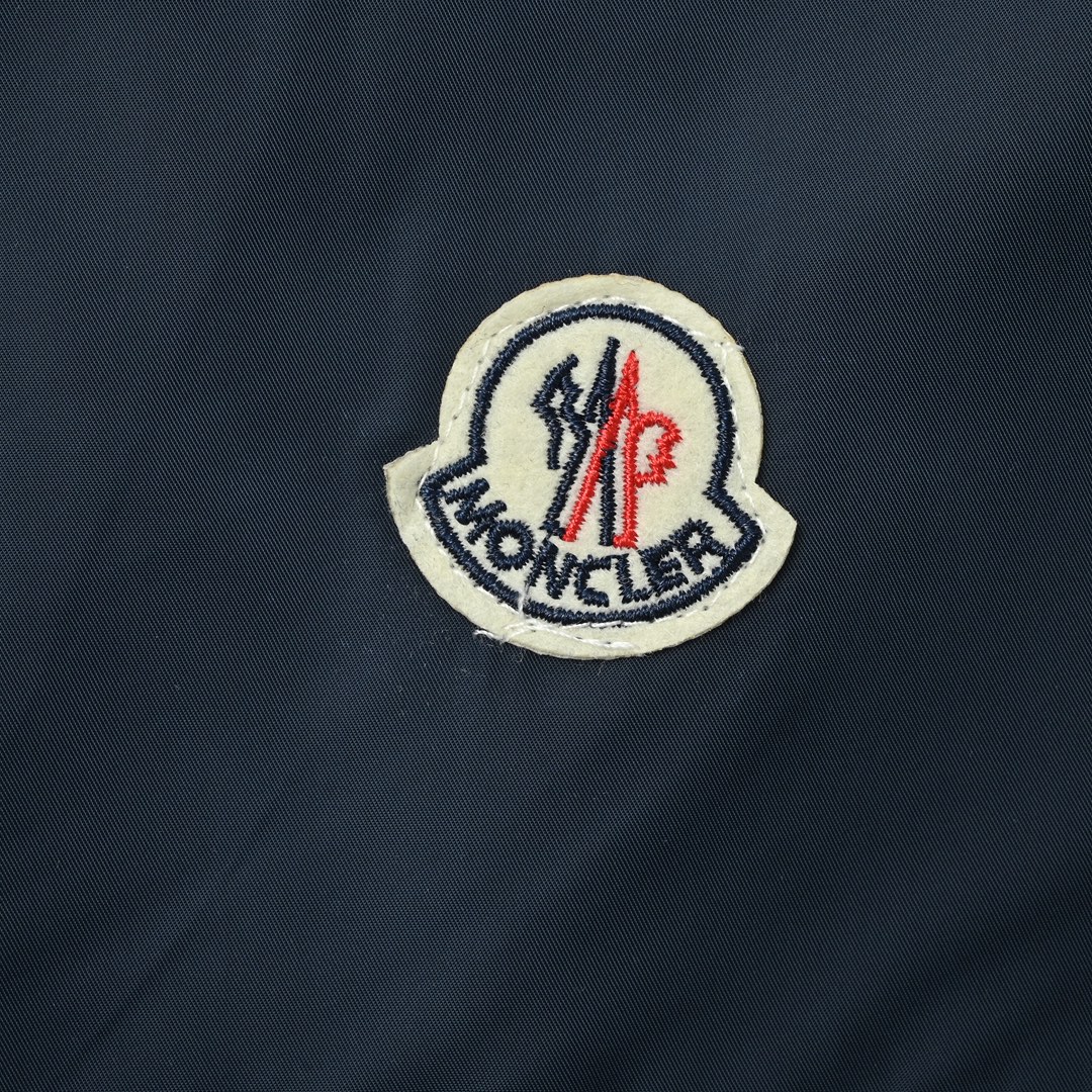 Moncler/蒙口 25ss 小标识沙滩短裤