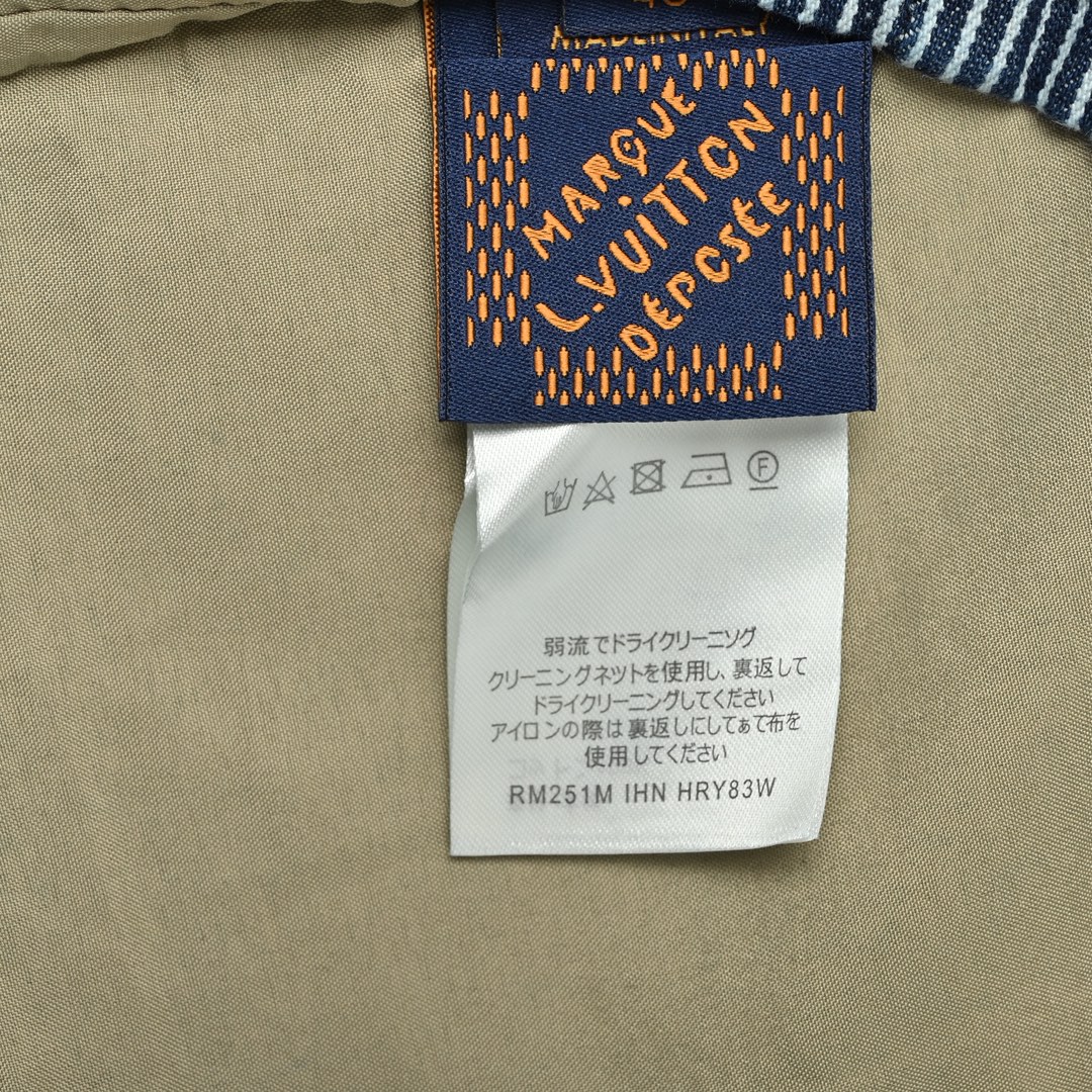 LOUIS VUITTON LV 联名款樱花刺绣竖条纹套装牛仔外套-Chinese UA Cheap High Quatity Brand Clothes Bags handbags Sneakers wholesale wholesaler seller from China Factory suppliers Fashion Clothing Shoes best Quality Beautiful Price LOUIS VUITTON LV 联名款樱花刺绣竖条纹套装牛仔外套