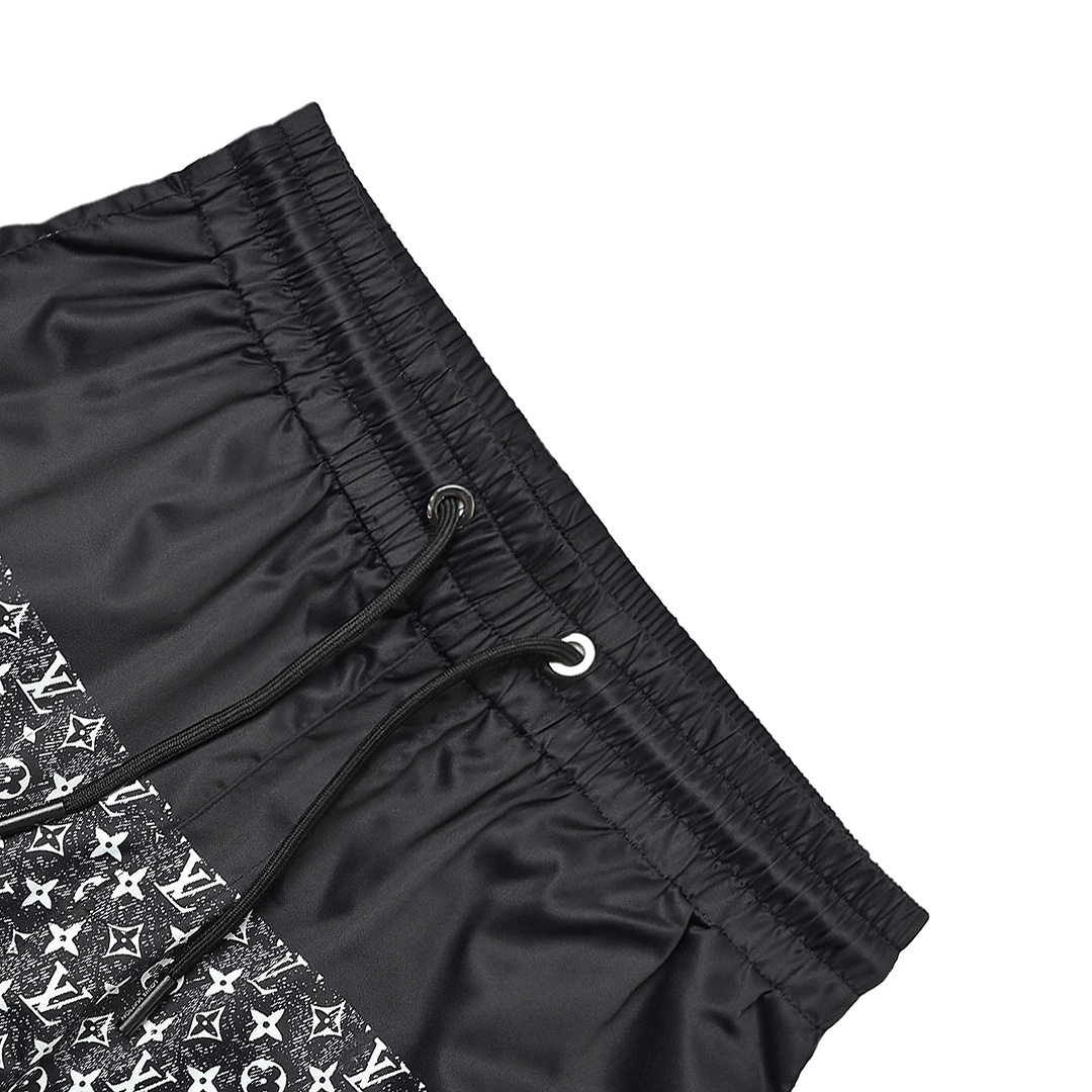 LOUIS VUITTON/路易威登 沙滩短裤-Chinese UA Cheap High Quatity Brand Clothes Bags handbags Sneakers wholesale wholesaler seller from China Factory suppliers Fashion Clothing Shoes best Quality Beautiful Price LOUIS VUITTON/路易威登 沙滩短裤