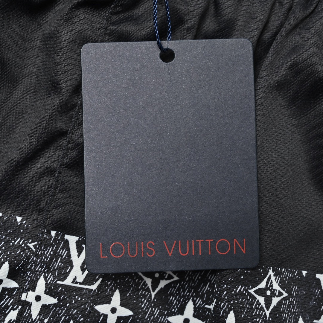 LOUIS VUITTON/路易威登 沙滩短裤-Chinese UA Cheap High Quatity Brand Clothes Bags handbags Sneakers wholesale wholesaler seller from China Factory suppliers Fashion Clothing Shoes best Quality Beautiful Price LOUIS VUITTON/路易威登 沙滩短裤