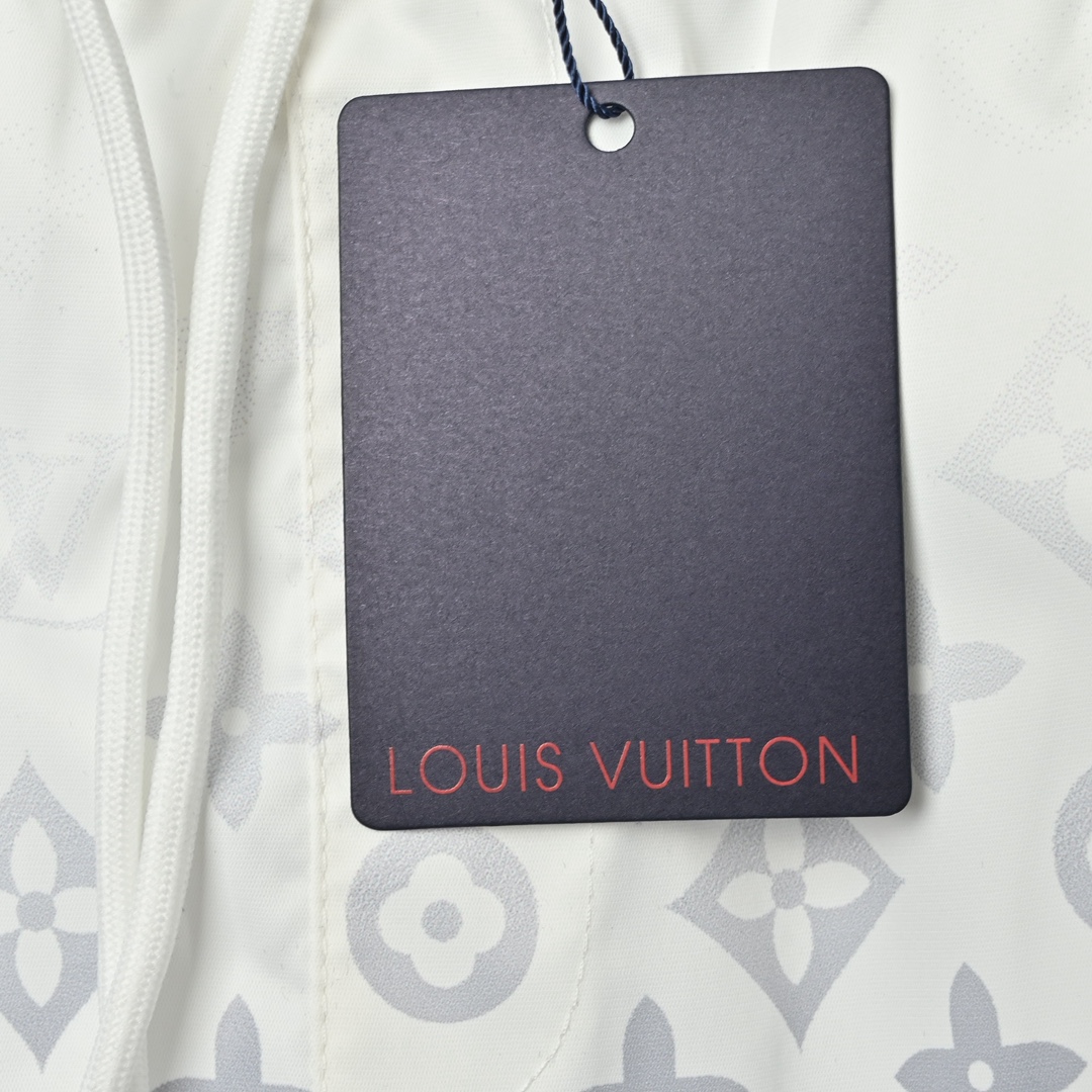 LOUIS VUITTON/路易威登 渐变沙滩短裤-Chinese UA Cheap High Quatity Brand Clothes Bags handbags Sneakers wholesale wholesaler seller from China Factory suppliers Fashion Clothing Shoes best Quality Beautiful Price LOUIS VUITTON/路易威登 渐变沙滩短裤
