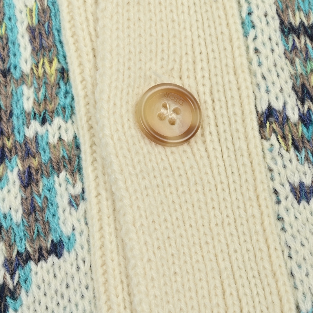 Dior 迪奥 25ss 满印提花毛衣开衫米色 黄色 棕色-Chinese UA Cheap High Quatity Brand Clothes Bags handbags Sneakers wholesale wholesaler seller from China Factory suppliers Fashion Clothing Shoes best Quality Beautiful Price Dior 迪奥 25ss 满印提花毛衣开衫米色 黄色 棕色