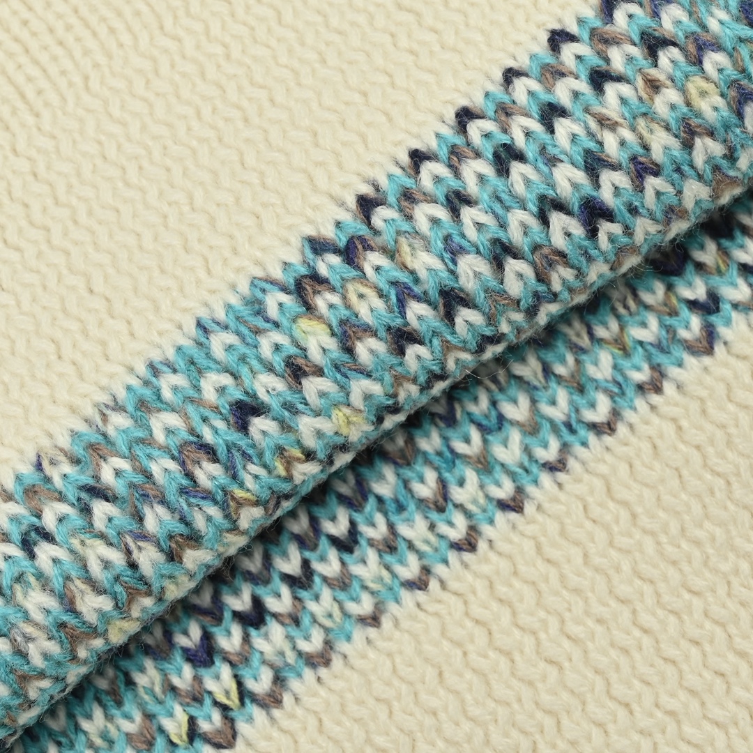 Dior 迪奥 25ss 满印提花圆领毛衣 国专14 000购入ZP操作 纱线采用定染米色 蓝色 棕色 黄色纱线 100%羊毛纱线加捻成股 进口7针提花工艺纱线清晰有度有纹理 表层有明显的羊毛纤维 特殊无下摆设计 配合马卡龙色系上身完美 满身提花 每一个字母都是对位的 区别市面错误版本。 003 尺码s-l-Chinese UA Cheap High Quatity Brand Clothes Bags handbags Sneakers wholesale wholesaler seller from China Factory suppliers Fashion Clothing Shoes best Quality Beautiful Price Dior 迪奥 25ss 满印提花圆领毛衣 国专14 000购入ZP操作 纱线采用定染米色 蓝色 棕色 黄色纱线 100%羊毛纱线加捻成股 进口7针提花工艺纱线清晰有度有纹理 表层有明显的羊毛纤维 特殊无下摆设计 配合马卡龙色系上身完美 满身提花 每一个字母都是对位的 区别市面错误版本。 003 尺码s-l