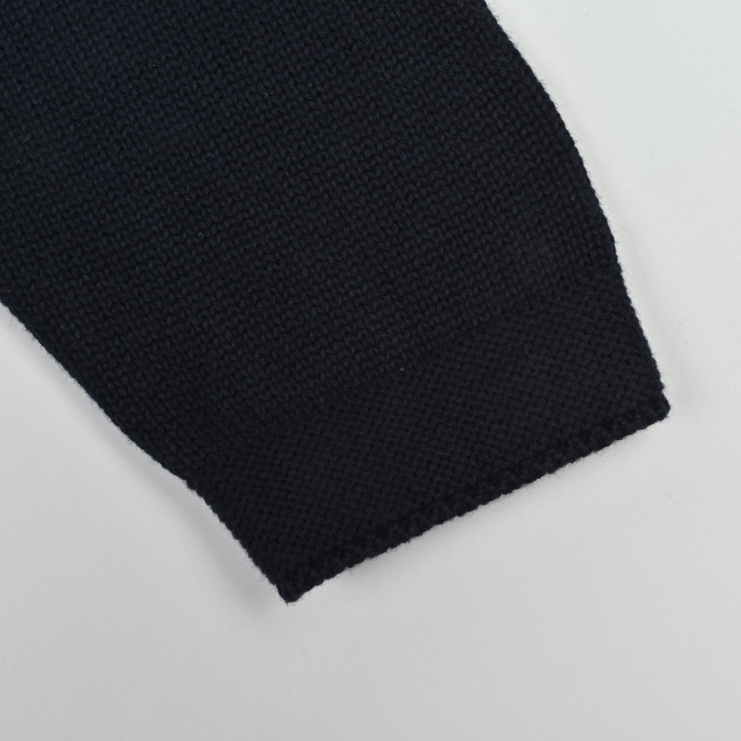 Dior 迪奥 刺绣棉质混纺纽扣开衫-Chinese UA Cheap High Quatity Brand Clothes Bags handbags Sneakers wholesale wholesaler seller from China Factory suppliers Fashion Clothing Shoes best Quality Beautiful Price Dior 迪奥 刺绣棉质混纺纽扣开衫