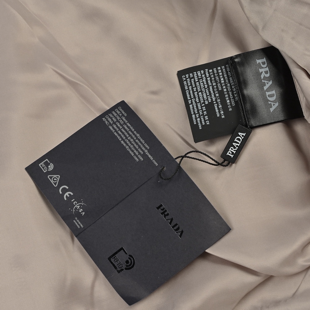 Prada 普拉达 立领麂皮夹克外套-Chinese UA Cheap High Quatity Brand Clothes Bags handbags Sneakers wholesale wholesaler seller from China Factory suppliers Fashion Clothing Shoes best Quality Beautiful Price Prada 普拉达 立领麂皮夹克外套