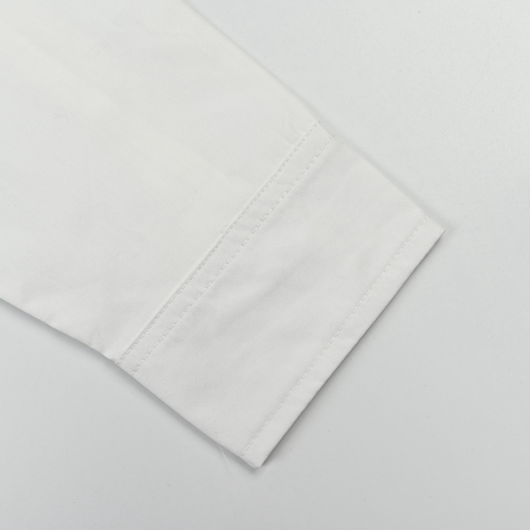loewe 罗意威早秋新款胸前口袋刺绣logo衬衫-Chinese UA Cheap High Quatity Brand Clothes Bags handbags Sneakers wholesale wholesaler seller from China Factory suppliers Fashion Clothing Shoes best Quality Beautiful Price loewe 罗意威早秋新款胸前口袋刺绣logo衬衫