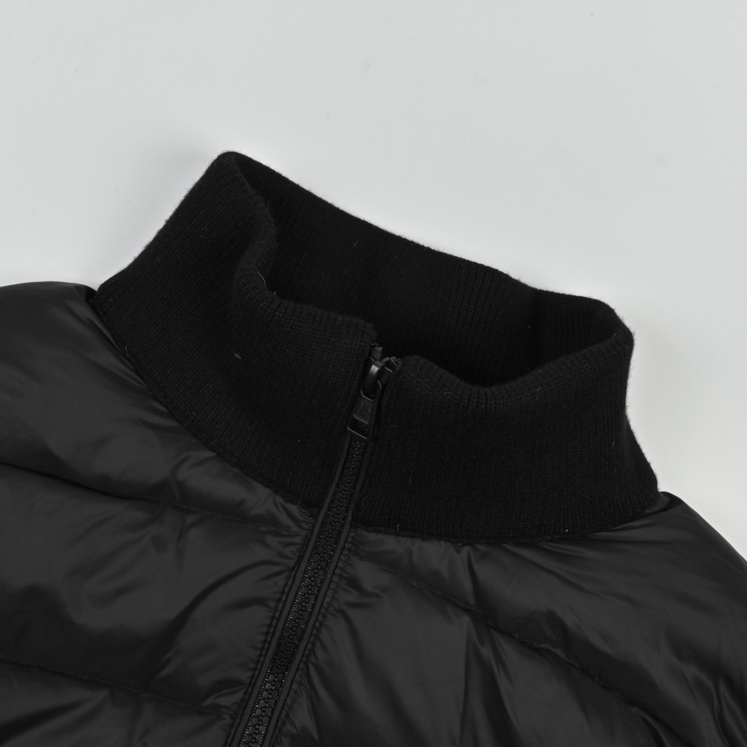 Moncler Cardigan男士羽绒加衬羊毛和羊绒拉链开衫-莆田鞋,莆田鞋货源,高仿鞋,高仿鞋货源,安福档口,莆田高仿鞋,莆田鞋批发,高仿鞋批发,莆田高仿运动鞋,高仿运动鞋,莆田运动鞋 Moncler Cardigan男士羽绒加衬羊毛和羊绒拉链开衫