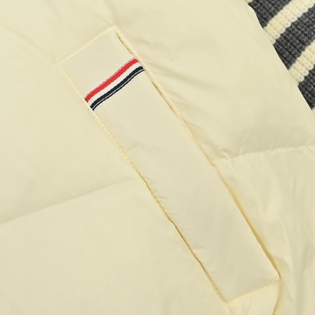 Thom Brown 四条杠条纹 针织拼接羽绒外套