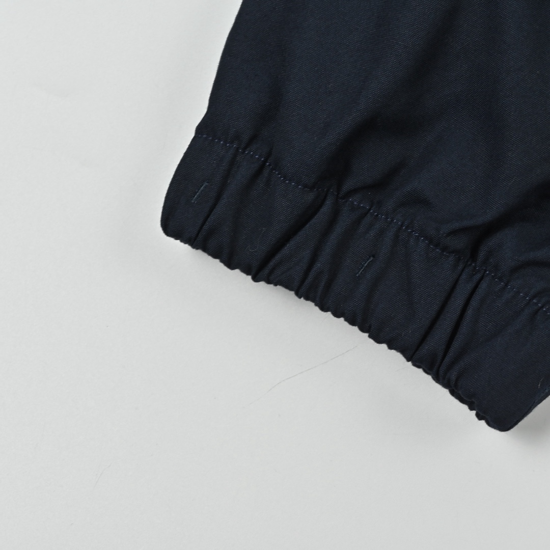 prada普拉达 拼色夹克外套 双面双色老干部行政夹克-Chinese UA Cheap High Quatity Brand Clothes Bags handbags Sneakers wholesale wholesaler seller from China Factory suppliers Fashion Clothing Shoes best Quality Beautiful Price prada普拉达 拼色夹克外套 双面双色老干部行政夹克