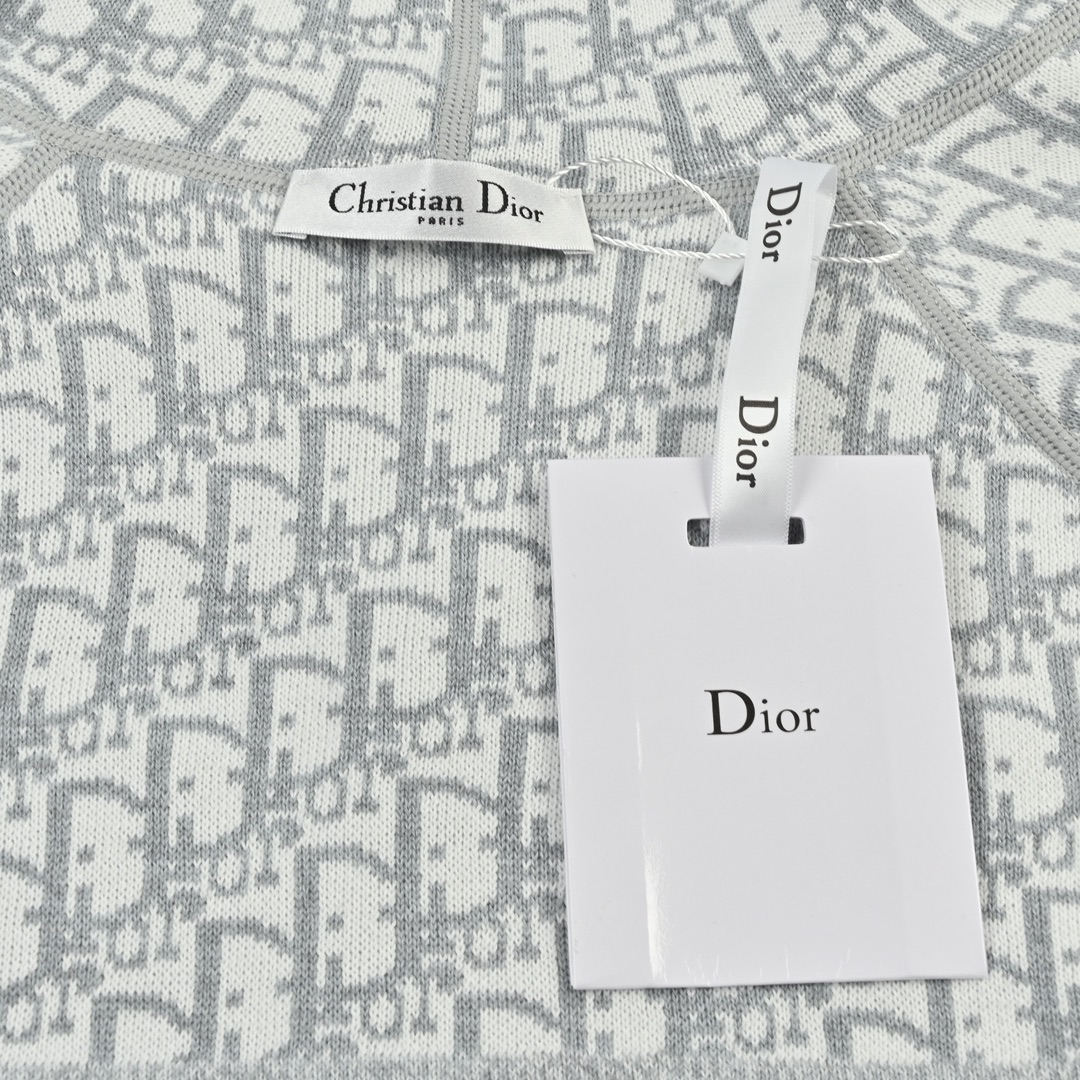 DIOR/迪奥 23FW OBLIQUE老花羊绒双面穿外套-莆田鞋,莆田鞋货源,高仿鞋,高仿鞋货源,安福档口,莆田高仿鞋,莆田鞋批发,高仿鞋批发,莆田高仿运动鞋,高仿运动鞋,莆田运动鞋 DIOR/迪奥 23FW OBLIQUE老花羊绒双面穿外套