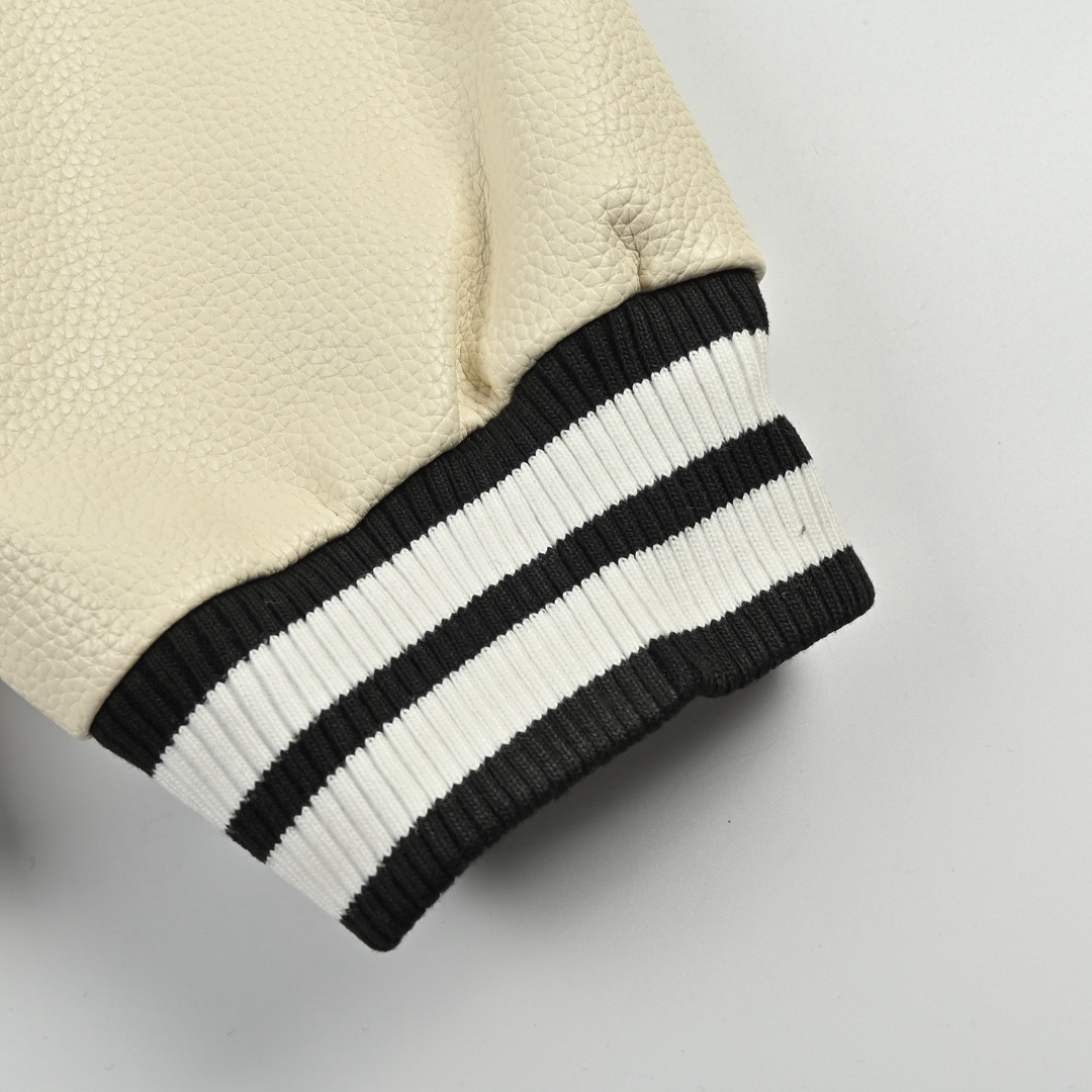GOODBRAND Love is good经典珍珠标语拼色棒球服男女同款夹克外套-Chinese UA Cheap High Quatity Brand Clothes Bags handbags Sneakers wholesale wholesaler seller from China Factory suppliers Fashion Clothing Shoes best Quality Beautiful Price GOODBRAND Love is good经典珍珠标语拼色棒球服男女同款夹克外套
