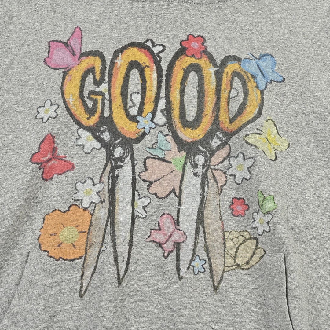 GB-GOODBRANDGB-GOODBRAND蝴蝶鲜花与剪刀蜡笔画连帽卫衣 GB-GOODBRANDGB-GOODBRAND蝴蝶鲜花与剪刀蜡笔画连帽卫衣
