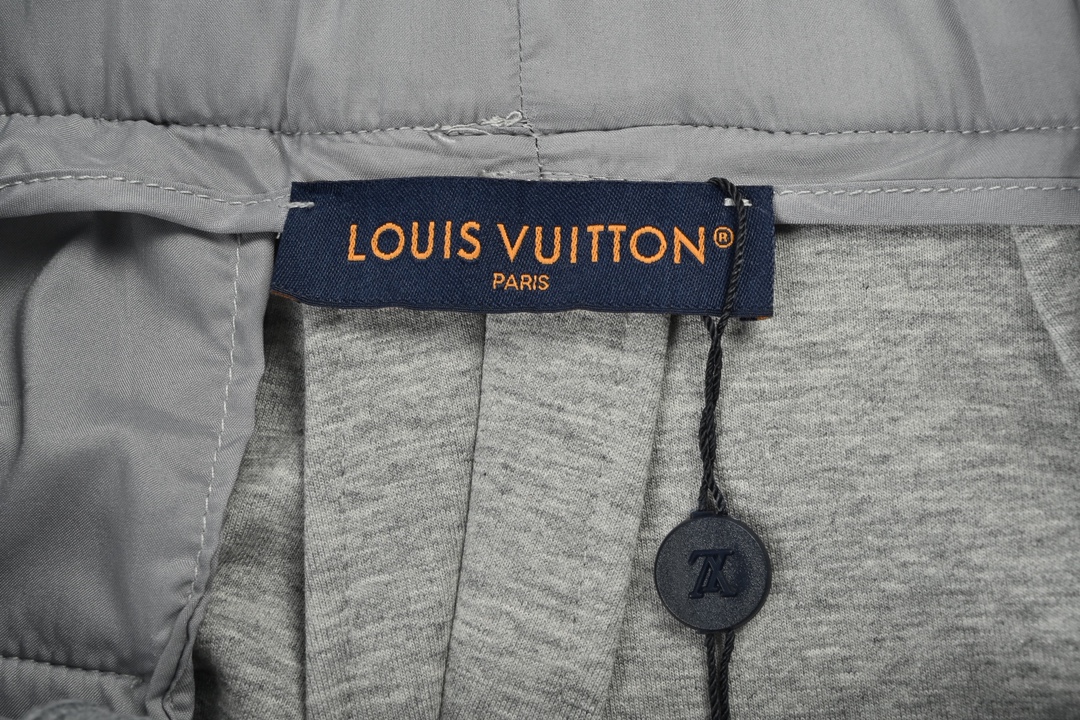 Louis Vuitton 路易威登 别针刺绣太空棉西裤 Louis Vuitton 路易威登 别针刺绣太空棉西裤