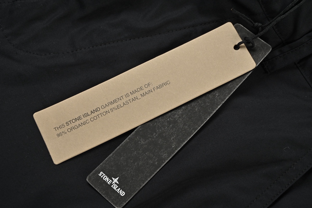 STONEISLAND 石头岛 新款黑徽标休闲长裤 STONEISLAND 石头岛 新款黑徽标休闲长裤