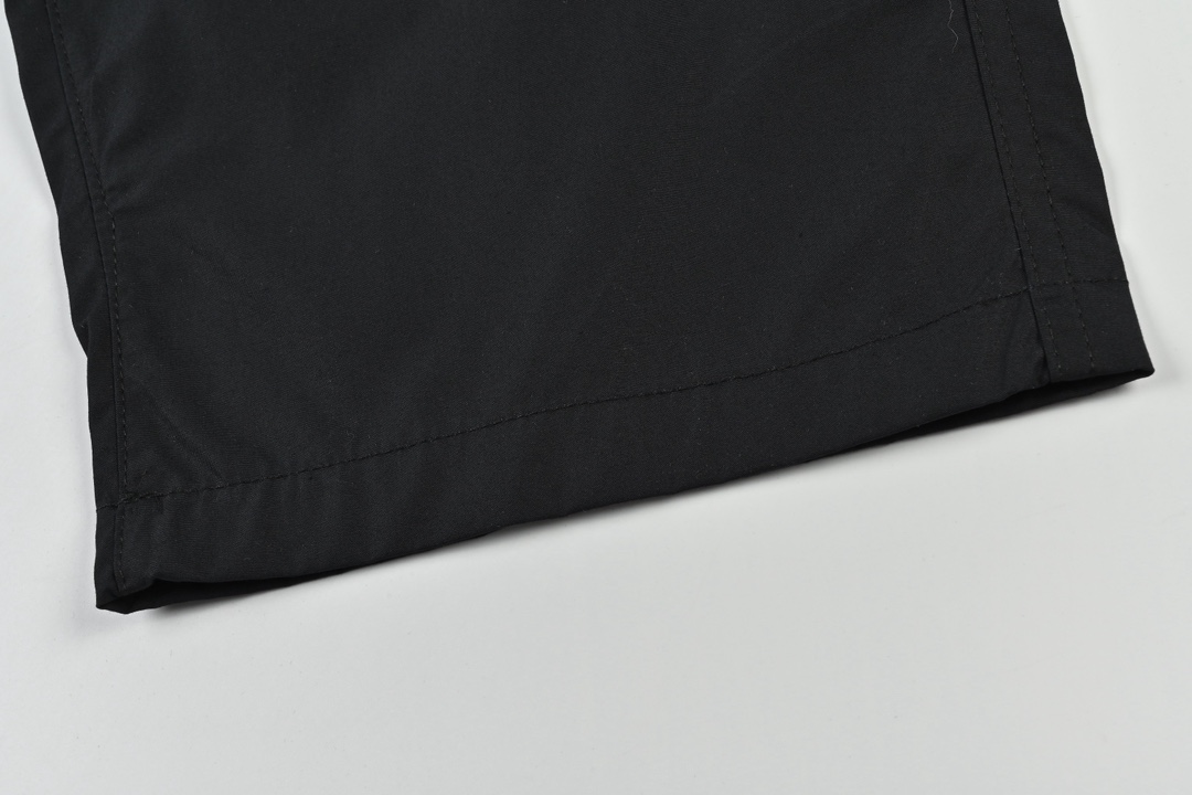 STONEISLAND 石头岛 新款黑徽标休闲长裤 STONEISLAND 石头岛 新款黑徽标休闲长裤