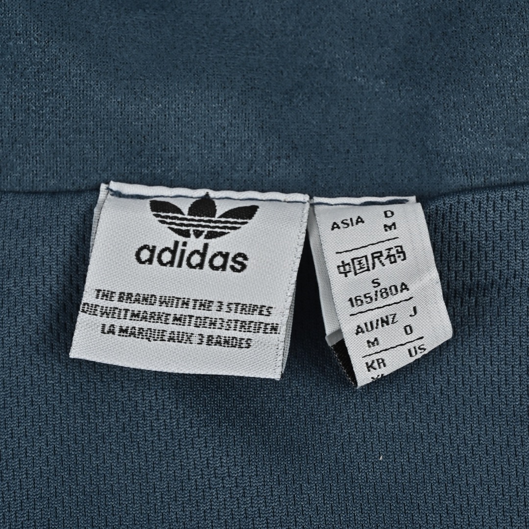 Adidas 阿迪达斯 三叶草新中式麂皮外套 Adidas 阿迪达斯 三叶草新中式麂皮外套