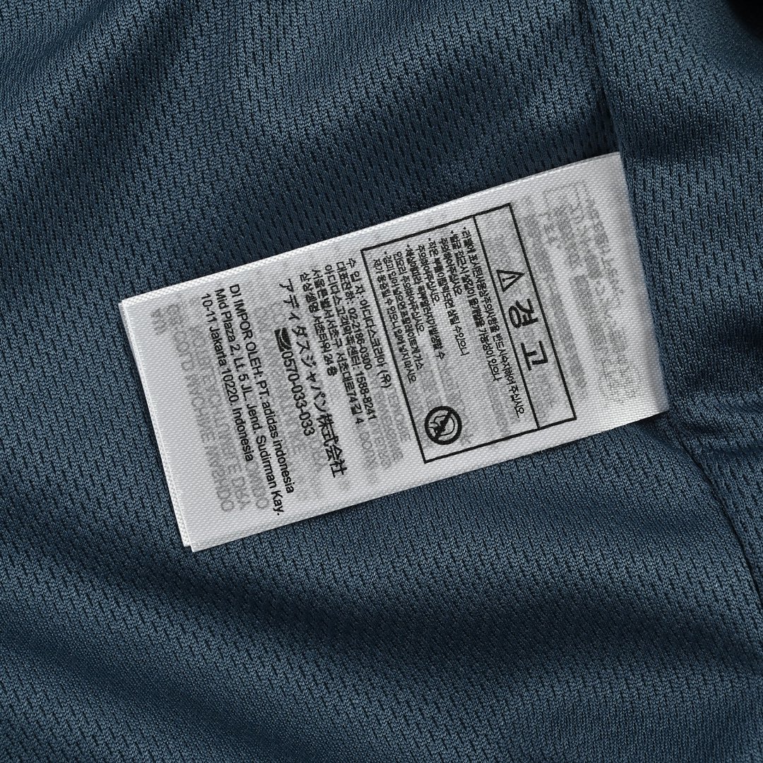 Adidas 阿迪达斯 三叶草新中式麂皮外套 Adidas 阿迪达斯 三叶草新中式麂皮外套