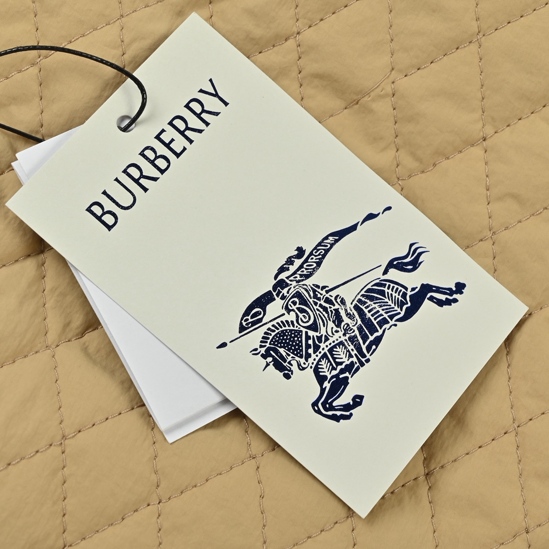 女款 BURBERRY巴宝莉 双面穿棉服 早秋新款经典款复古菱格棉服外套