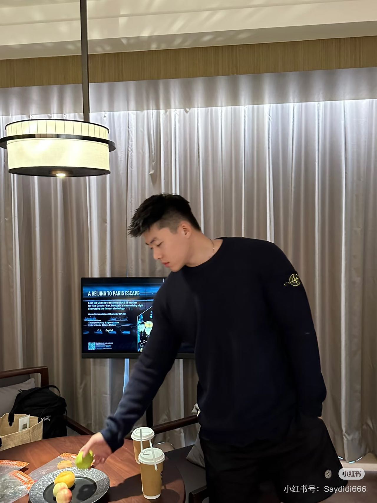 Stone Island 石头岛 经典袖标识圆领针织毛衣 上身效果#