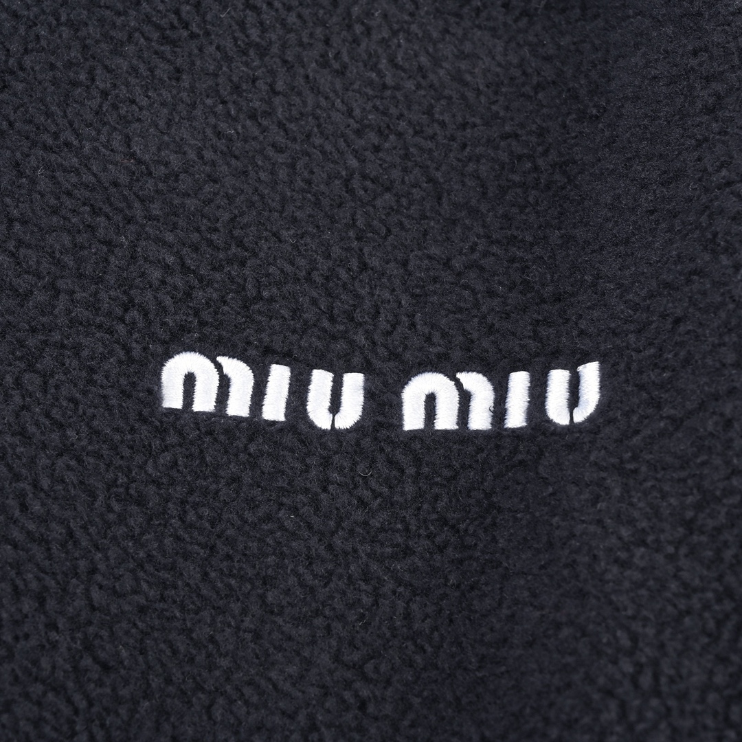 缪缪MiuMiu 摇粒绒男女连帽拉链外套