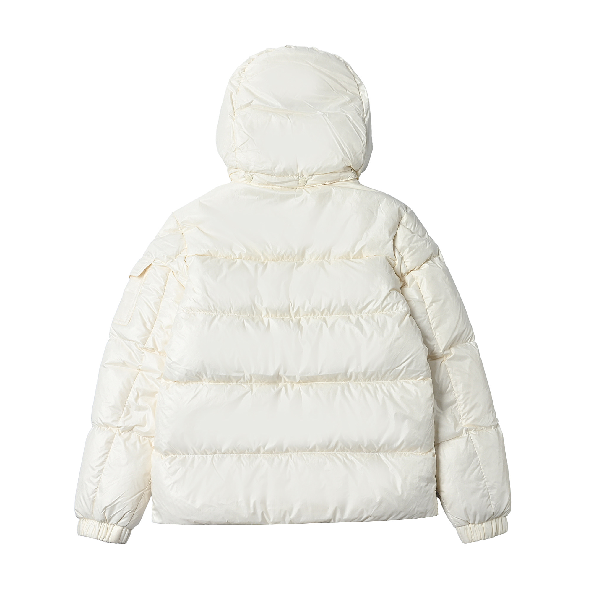 本地自取💰680
𝐌𝐨𝐧𝐜𝐥𝐞𝐫/蒙口 新玛雅连帽情侣款羽绒服
反插口袋羽绒服填充90白鹅绒 支持nfc扫描
采用标志性的lon laqué面料制成,呈现华美的光泽效果。保留经典玛雅款式的设计,两侧大口袋的设计灵感有独特的调性,彰显品牌精髓,上身不挑人,版型完美,配有可拆卸兜帽,轻松适应多变天气。原版定制五金辅料,三标齐全!!
颜色:黑色 灰色 米色
003 尺码1.2.3.4.5