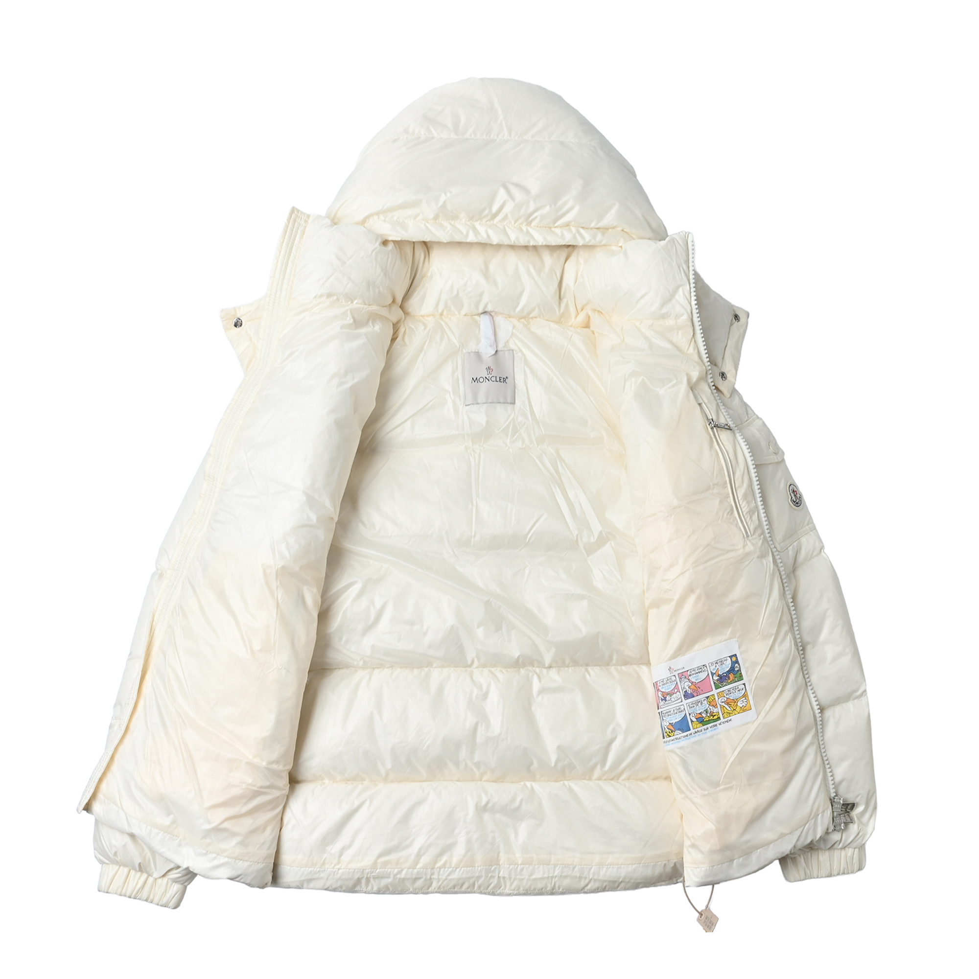 本地自取💰680
𝐌𝐨𝐧𝐜𝐥𝐞𝐫/蒙口 新玛雅连帽情侣款羽绒服
反插口袋羽绒服填充90白鹅绒 支持nfc扫描
采用标志性的lon laqué面料制成,呈现华美的光泽效果。保留经典玛雅款式的设计,两侧大口袋的设计灵感有独特的调性,彰显品牌精髓,上身不挑人,版型完美,配有可拆卸兜帽,轻松适应多变天气。原版定制五金辅料,三标齐全!!
颜色:黑色 灰色 米色
003 尺码1.2.3.4.5