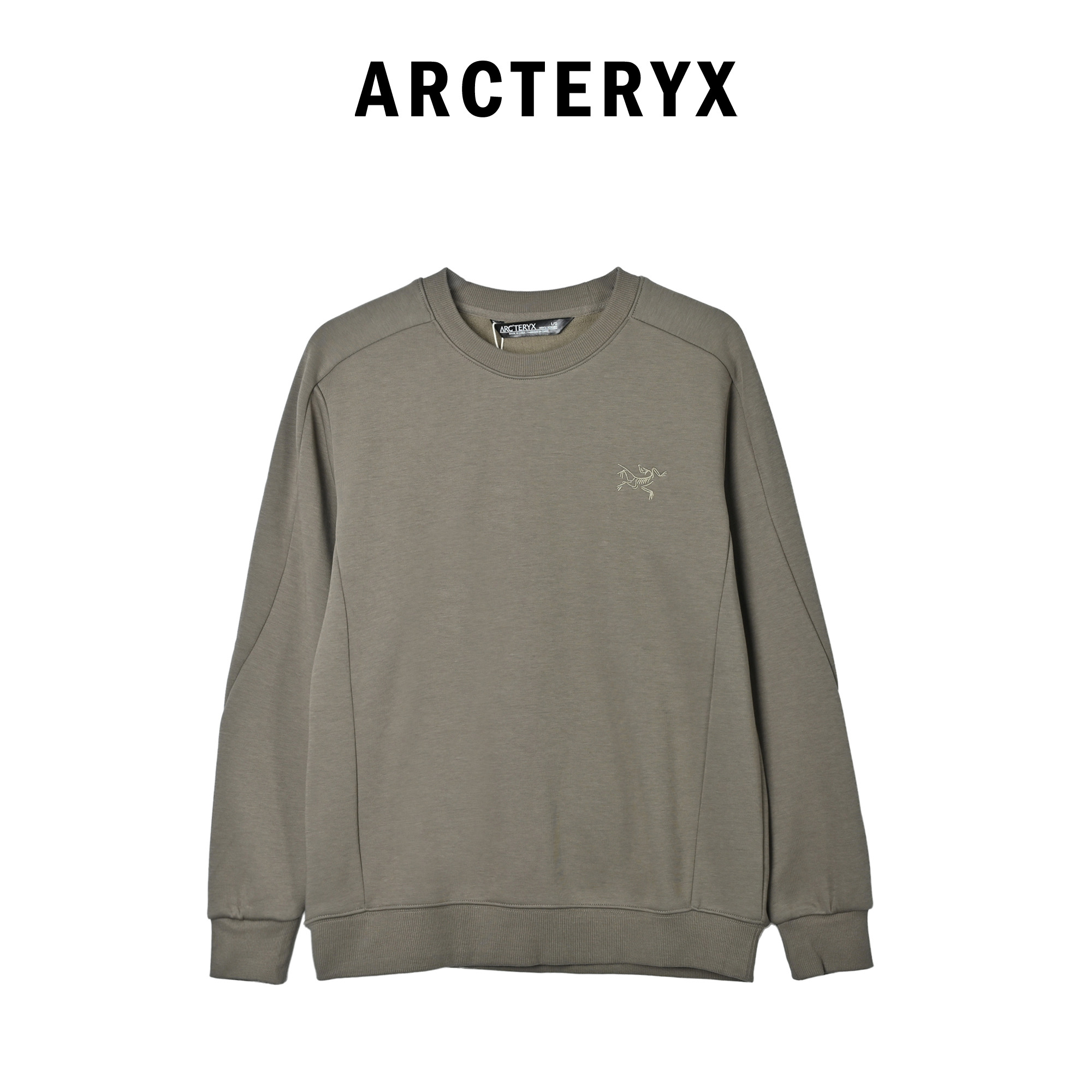 本地自取💰220
ARC,TERYX /始祖鸟内里加绒保暖复合奥粒绒轻柔舒适运动休闲卫衣
【全网最好面料版本·超级舒服高档！随意对比！喜欢高货的来】
采用质地柔软高级斐乐棉复合奥粒绒面料制作，精致刺绣小标，面料触感细腻，柔软舒适，亲肤保暖。
简约基础版型，不挑身形，适合多身形穿着！
颜色：黑色 灰绿  深紫
031 尺码L一4XL
  【常规建议适合大部分人 可根据自身穿衣习惯自选】